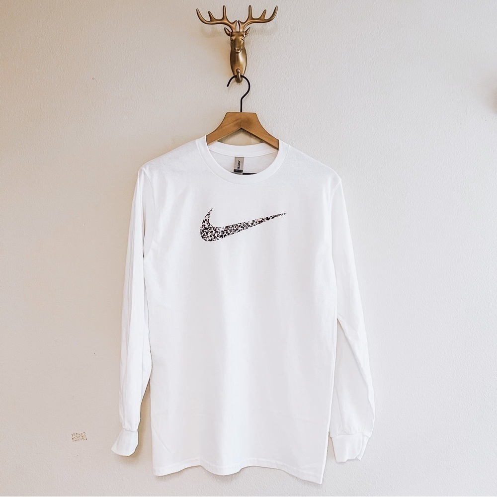 CUSTOM ANIMAL Print White or Black Long Sleeve Top Any Size Unisex Women’s NWOT